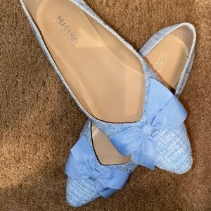 Kenneth Cole Reaction Women's Blue Bow Flats✨